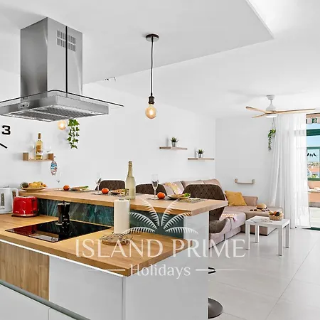 Sea Views And Heated Pool In Golf Del Sur Tlp512 San Miguel de Abona